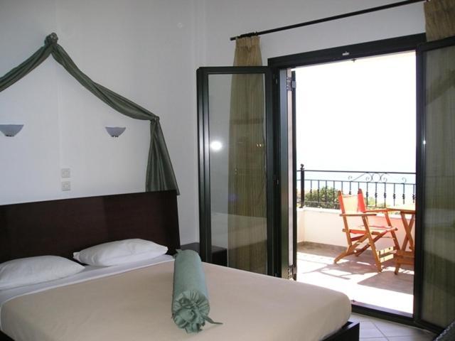 Golden Beach Inn クリッシ・アモウディア 部屋 写真